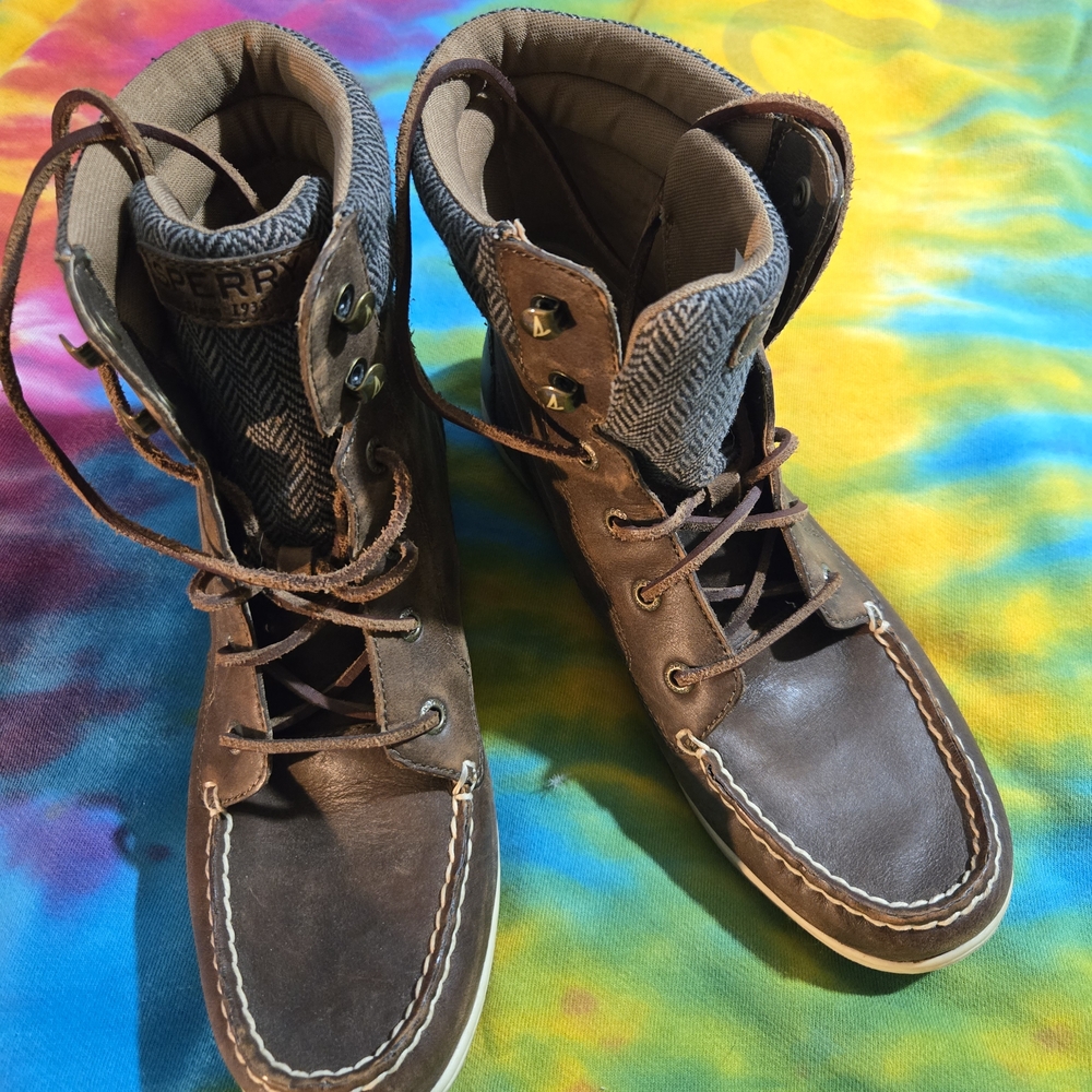 Sperry Women's Brown Leather Boots